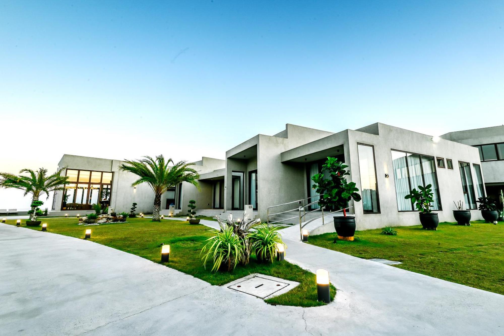 Tana Beach Villas 리안 외부 사진